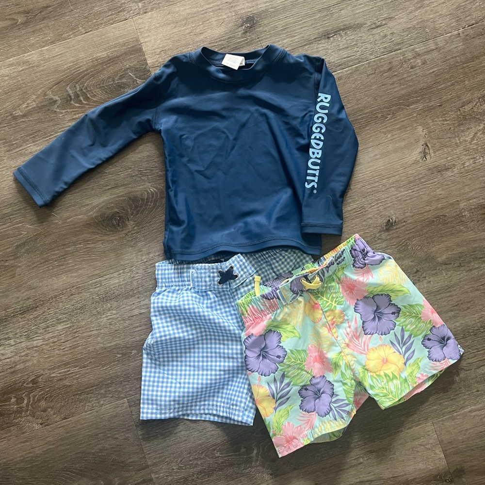 Rugged Butts rash guard and swim trunks